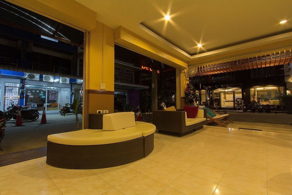 Cool Sea House Hotel Patong Bagian luar foto