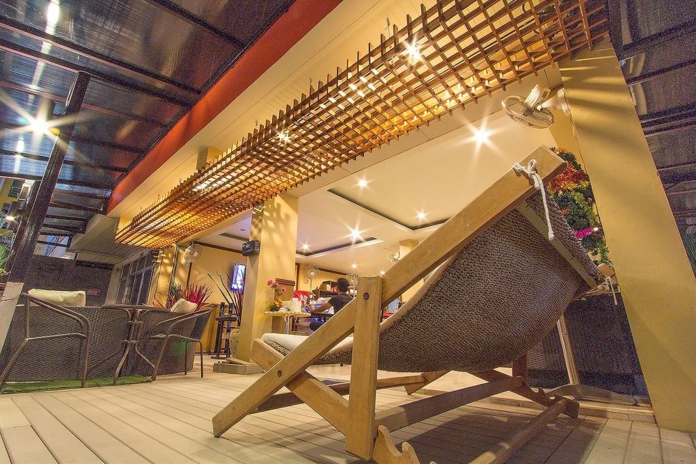 Cool Sea House Hotel Patong Bagian luar foto
