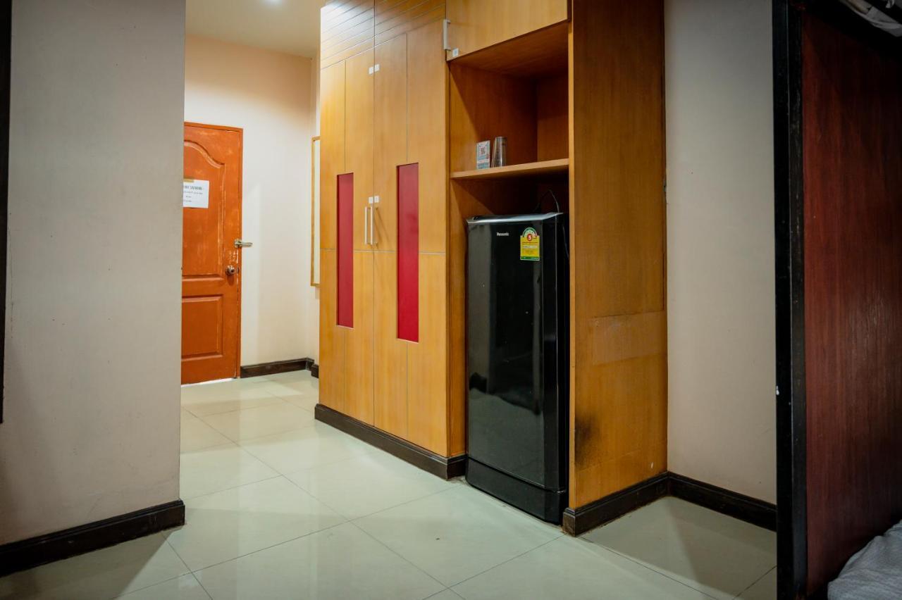 Cool Sea House Hotel Patong Bagian luar foto